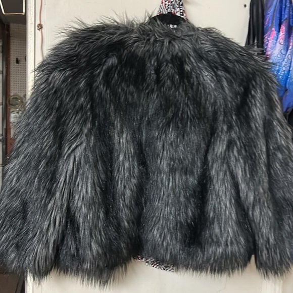 Michael MICHAEL KORS synthetic fur jacket - Picture 5 of 6